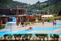 Autocamping Trenčín na Ostrove Letné kúpalisko na Ostrove v Trenčíne