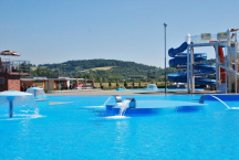 Autocamping Trenčín na Ostrove Letné kúpalisko na Ostrove v Trenčíne